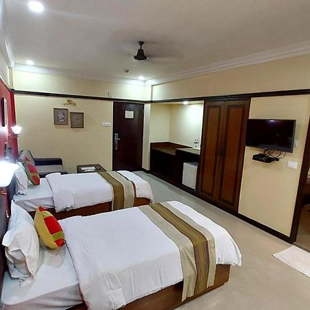 Lytton Hotel Kolkata Ngoại thất bức ảnh